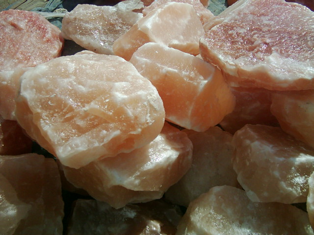 Himalayan Salt Lumps